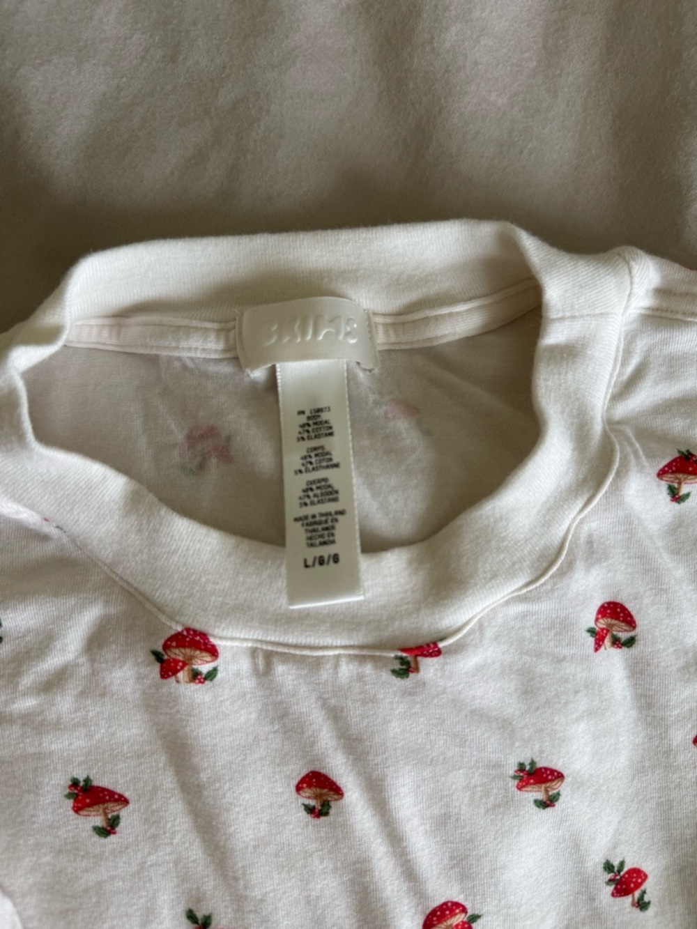 SKIMS Boyfriend Long Sleeve Top and Pants Set - Picture 5 of 5